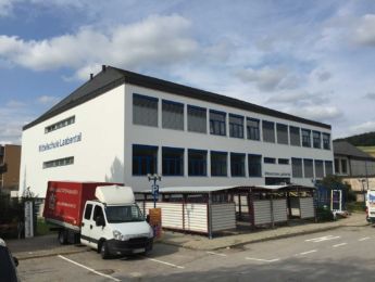 MS-Laabental
<br>
Thermische Sanierung Süd-Fassade
<br>
Planung + Bauaufsicht + Bau KG